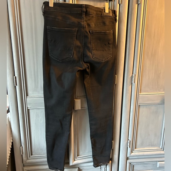 American Eagle Outfitters Black Distressed High-Rise Jegging - Picture 2 of 9